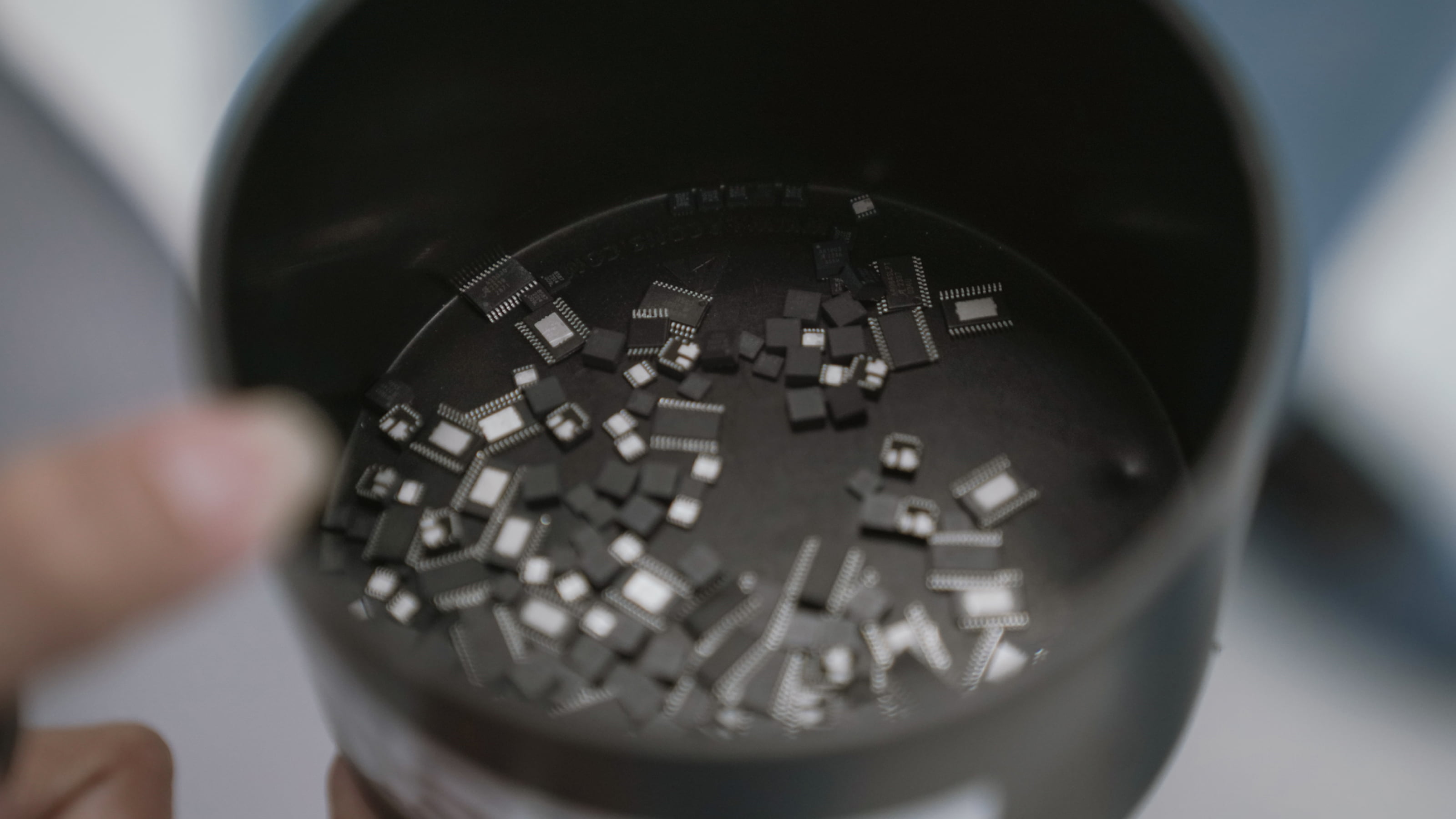 Container holding Allegro Chips